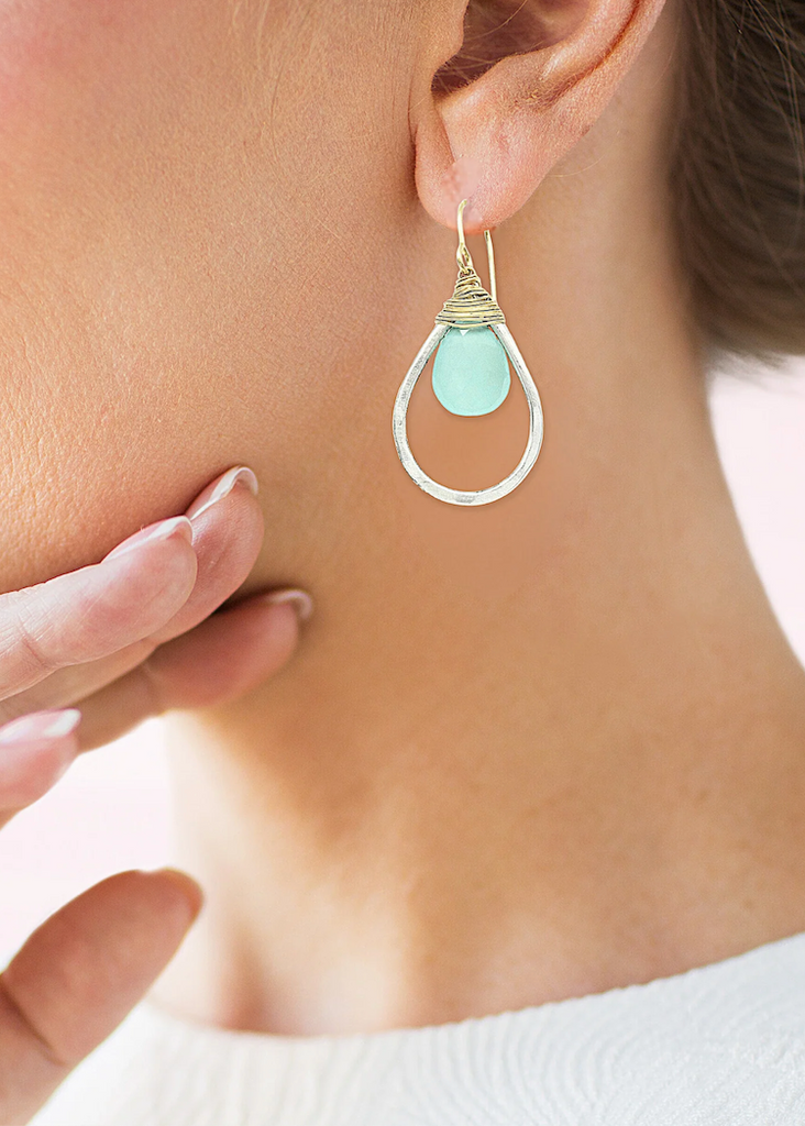 J&I Jewelry | Faceted Aqua Chalcedony Earring