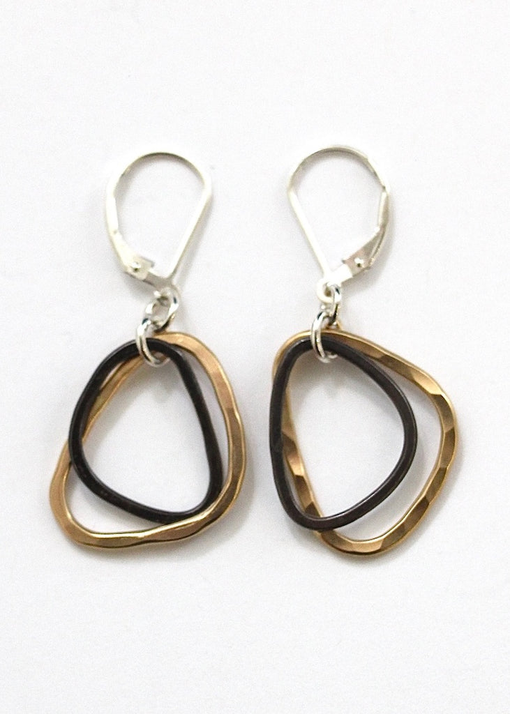 J&I Jewelry | OX Sterling Grooved Drop Earring