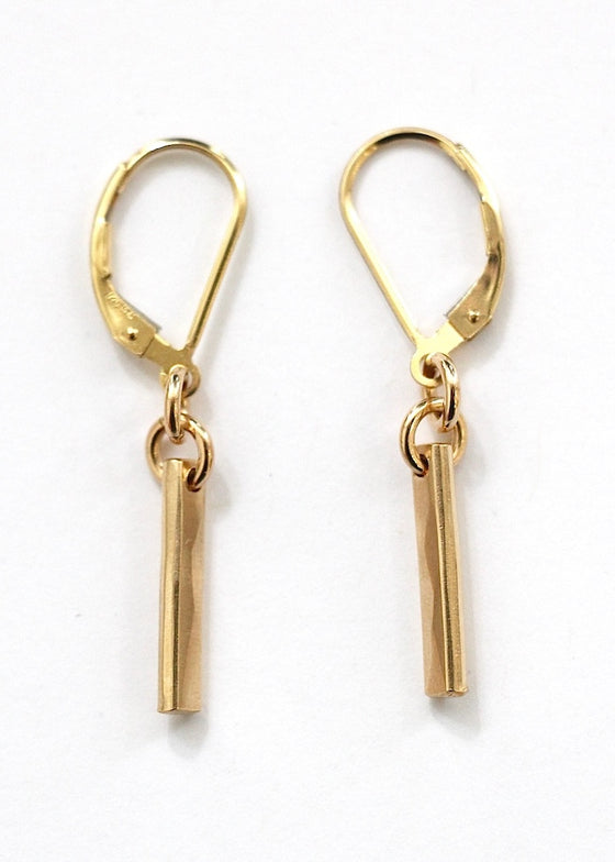 J&I Jewelry | Small 14kgf Hammered Linear Drop Earrings