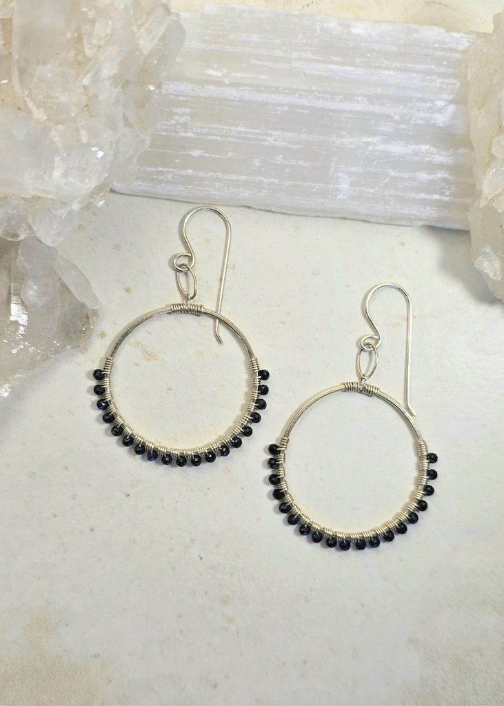 James + Jezebelle | Dark Blue Sapphire Hoop