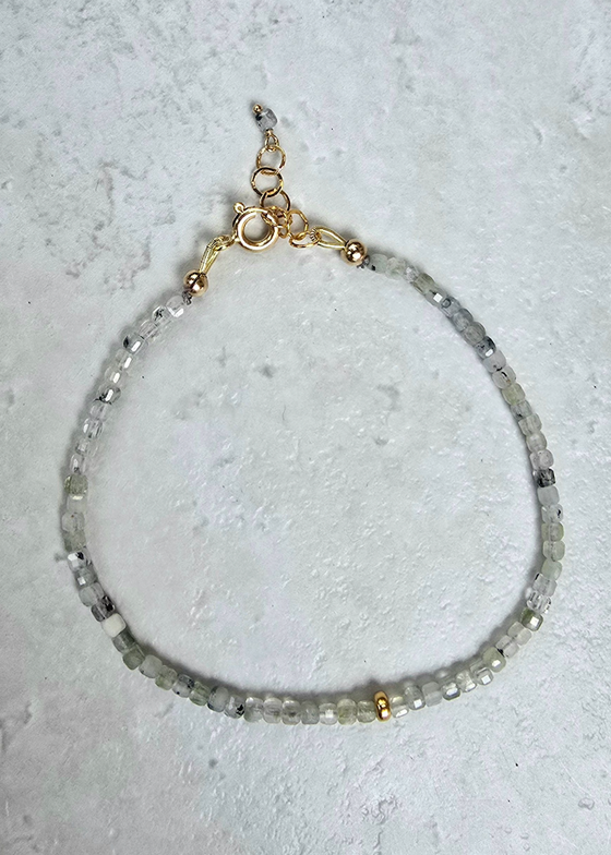 James & Jezebelle | Labradorite Torie Bracelet