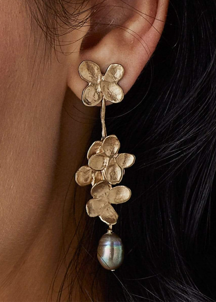 Julie Cohn | Hydrangea Blossom Earring