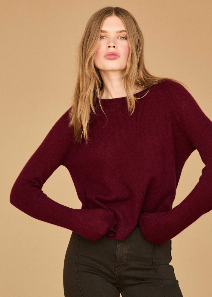 Jumper 1234 | Distressed Crew in Burgundy