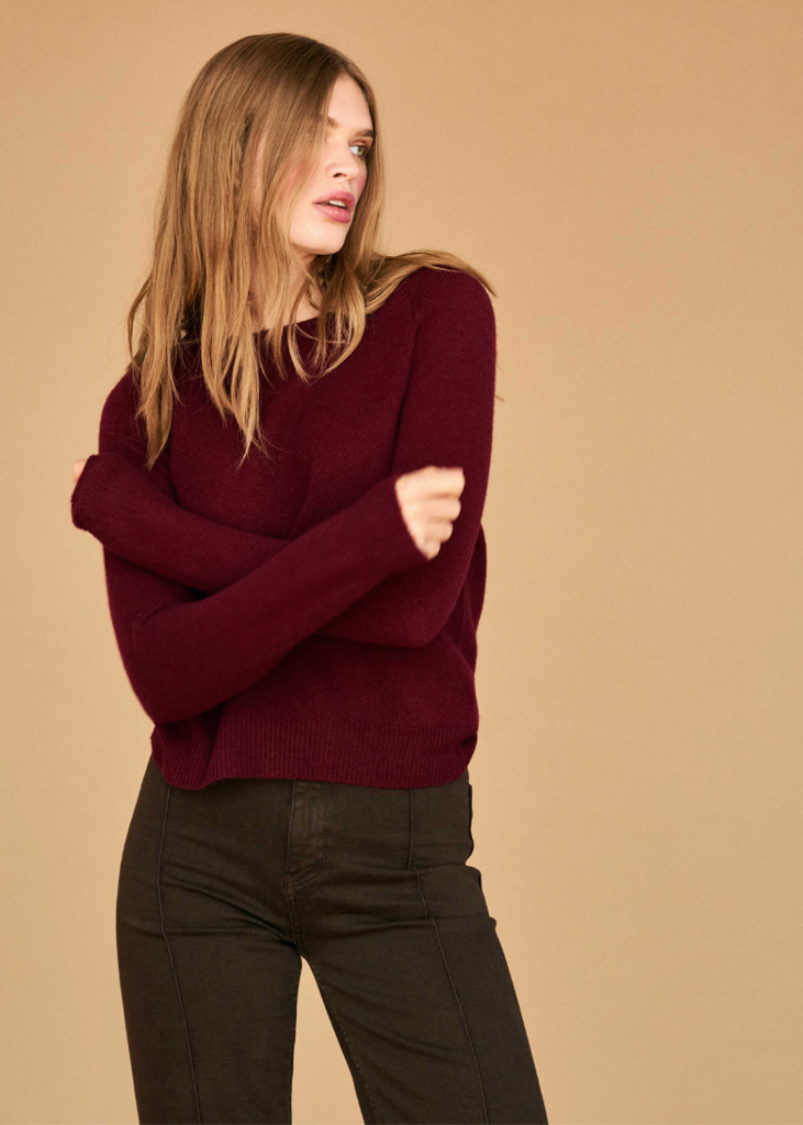 Jumper 1234 | Distressed Crew in Burgundy
