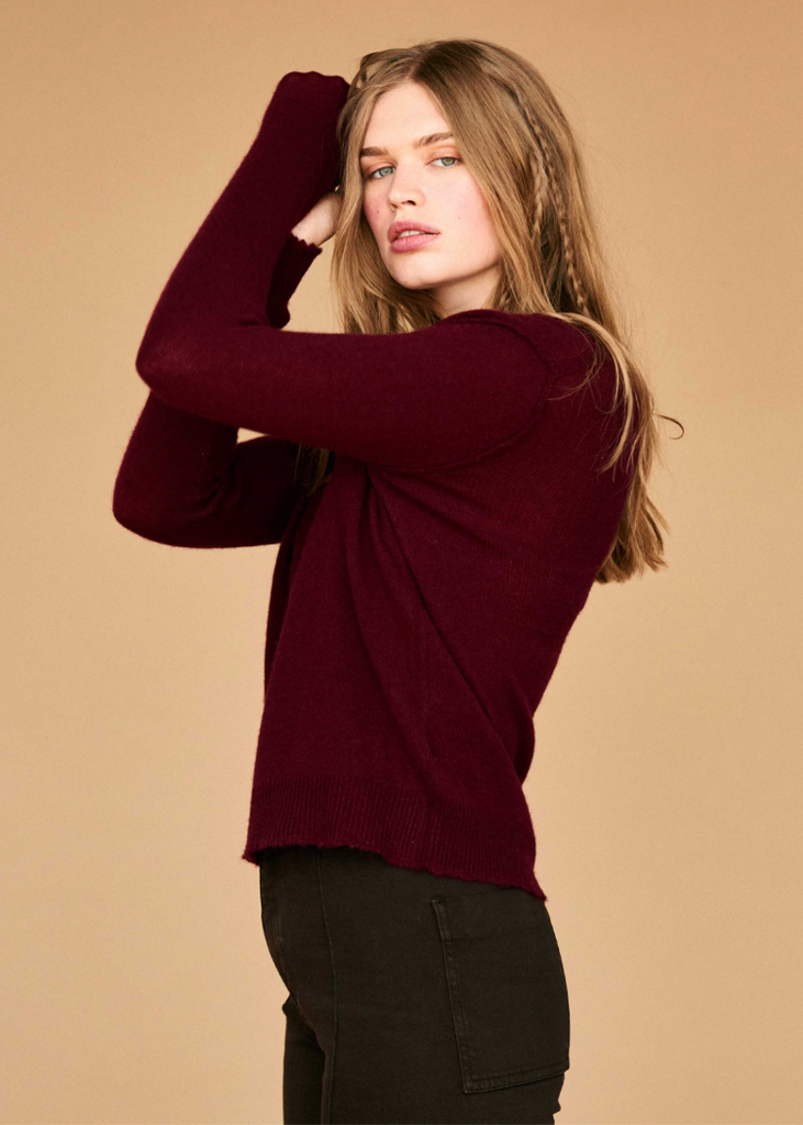 Jumper 1234 | Distressed Crew in Burgundy
