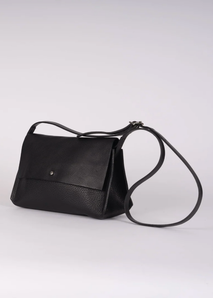 Kate Sheridan | Midi Pleat Bag | Black