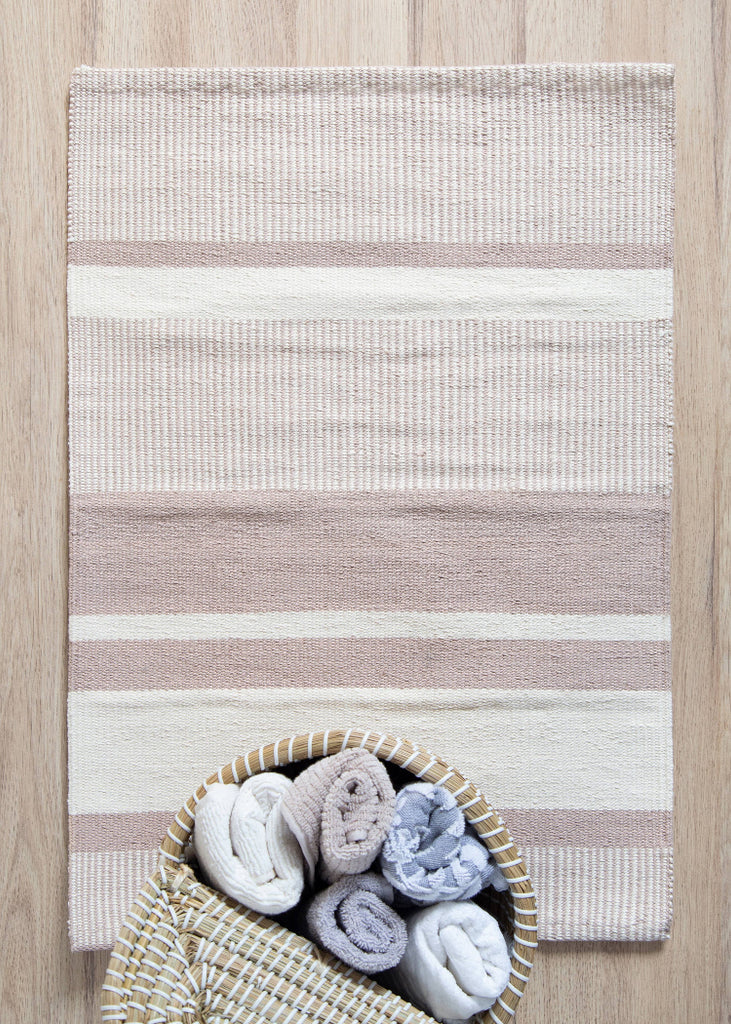 Kiliim | Beige Hues Bath Mat