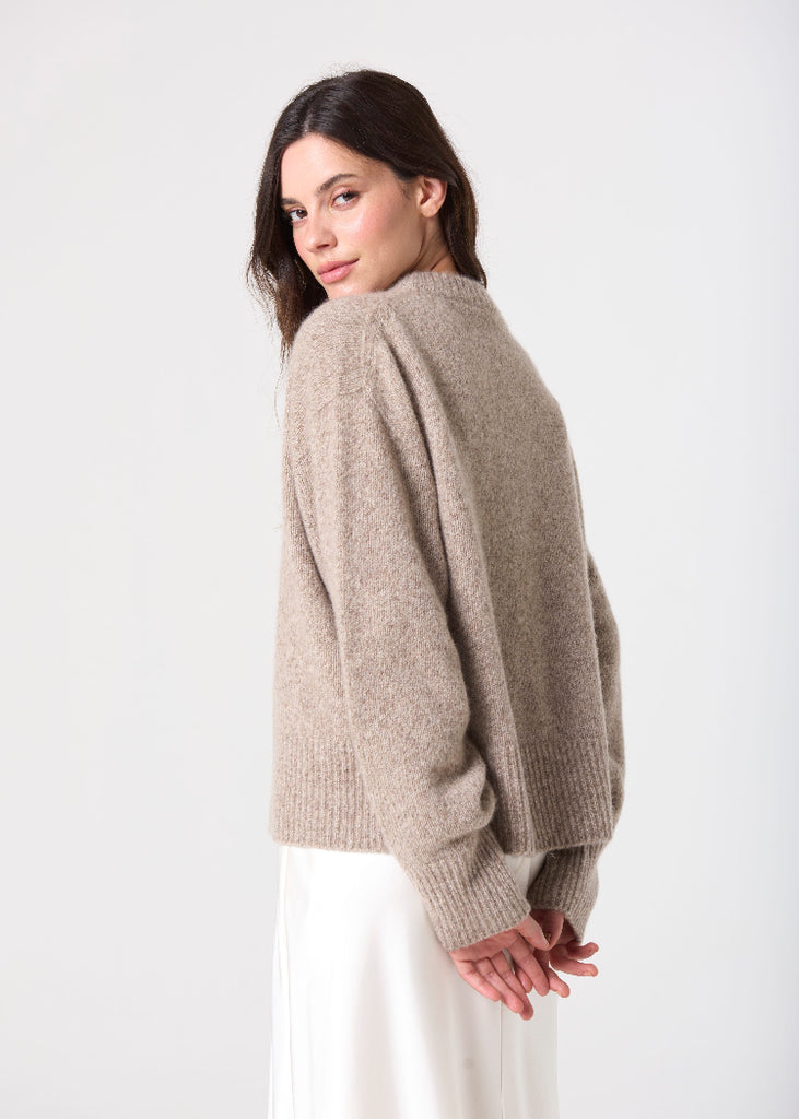 Lao Lao Studios | Emma Crew in Silk-Cashmere | Fawn