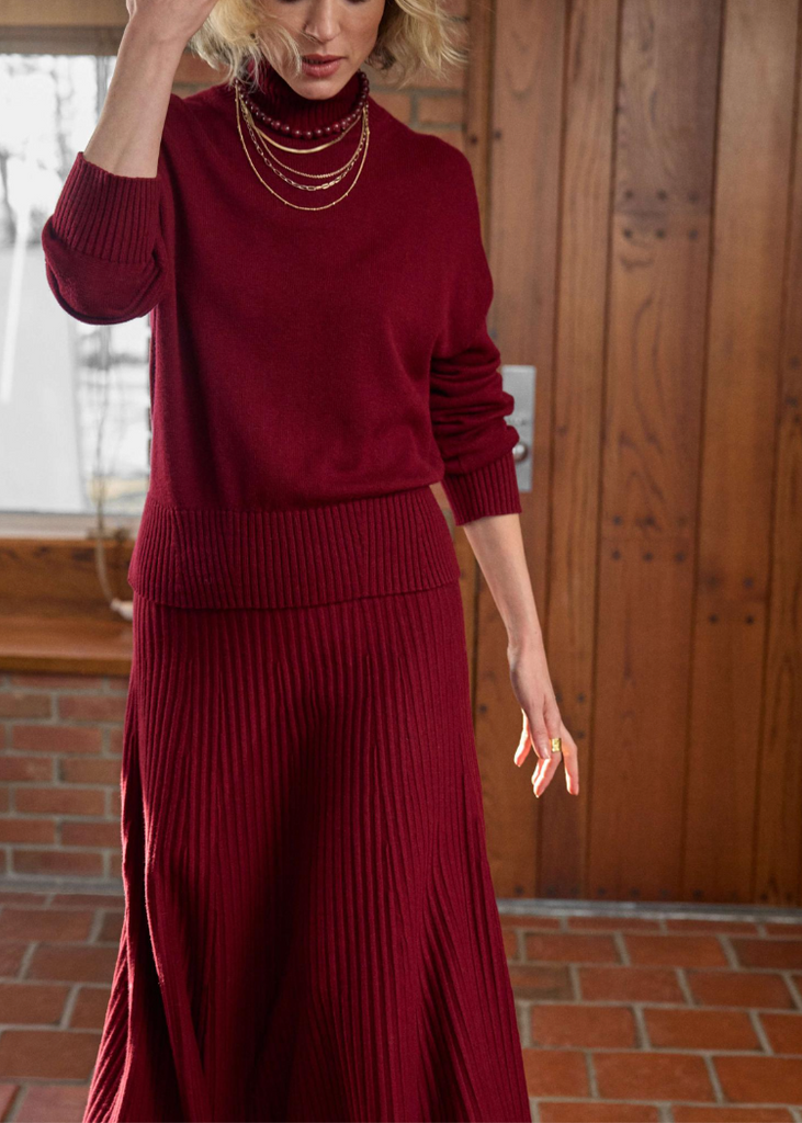 Lilla P | Relaxed Mock Turtleneck Sweater | Wineberry