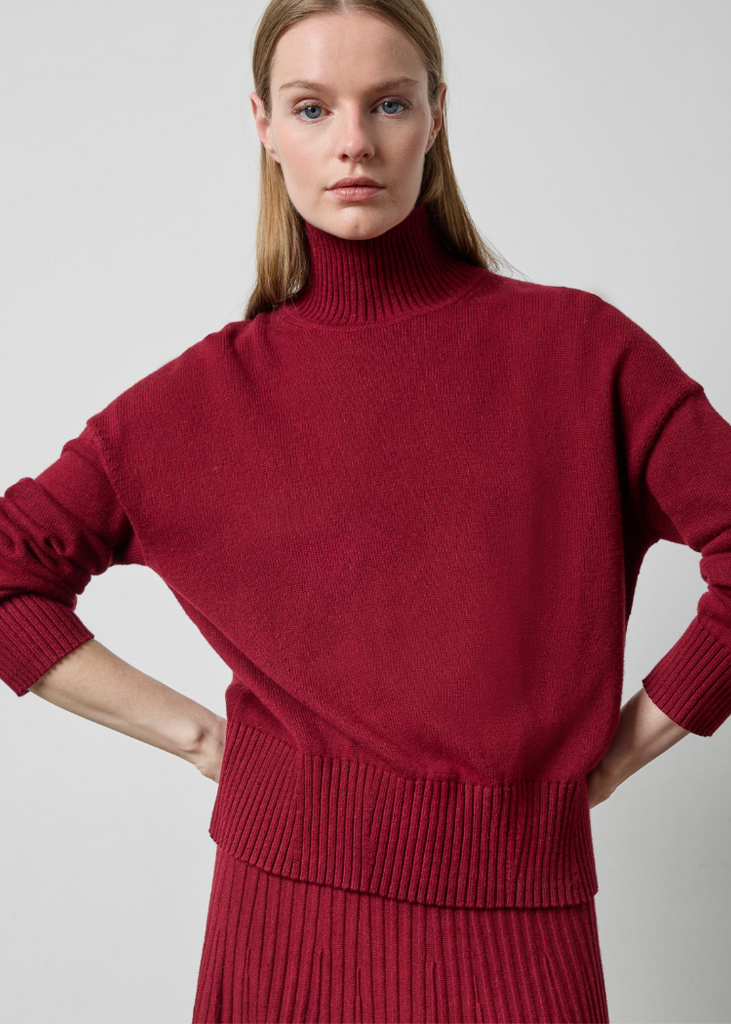 Lilla P | Relaxed Mock Turtleneck Sweater | Wineberry