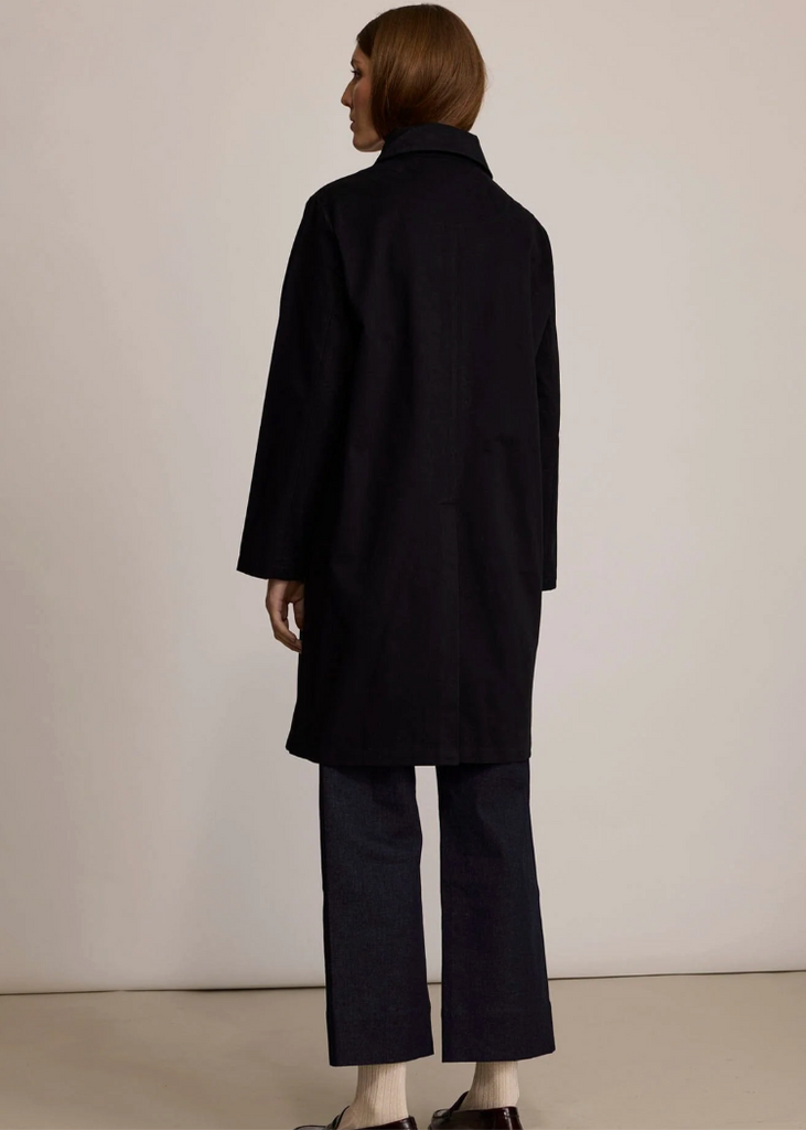 M. Patmos | Sylvie Makintosh | Black