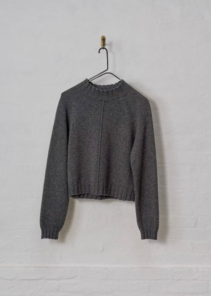 MJ Watson | Short Pullover | Grey