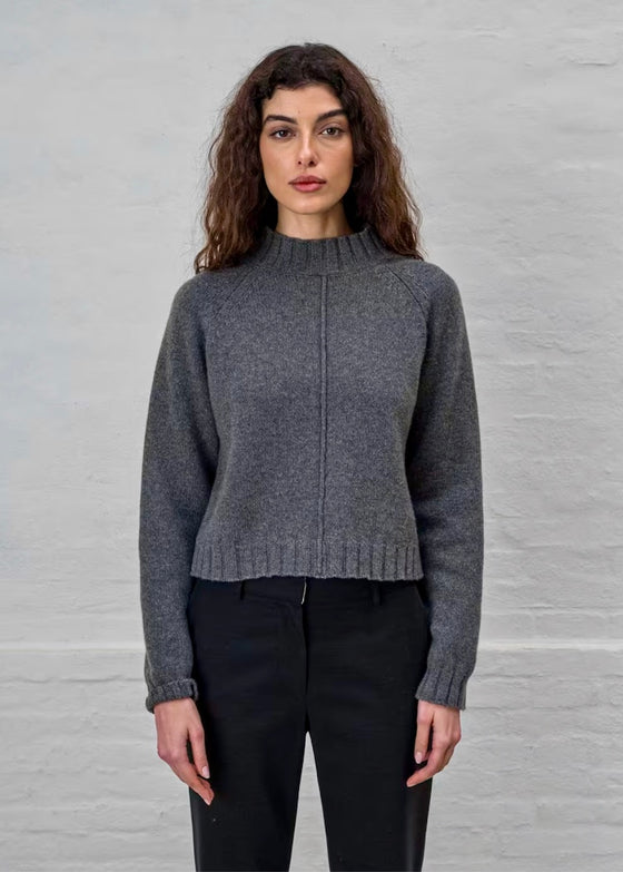 MJ Watson | Short Pullover | Grey