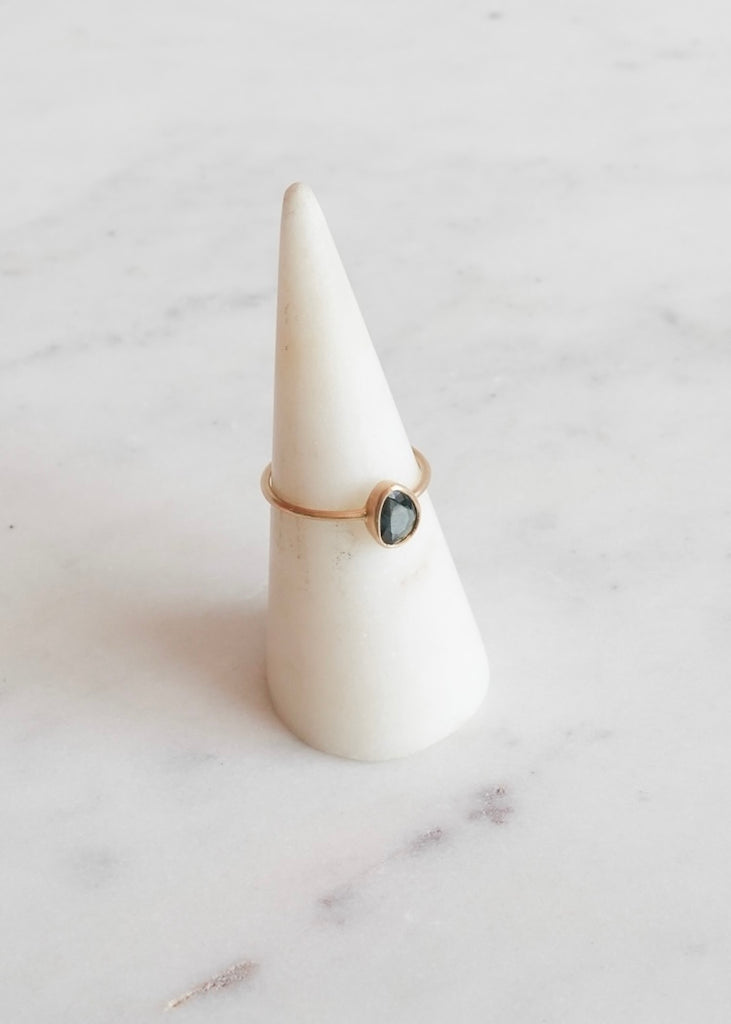 Margaret Solow | Blue Sapphire + 14kg Ring