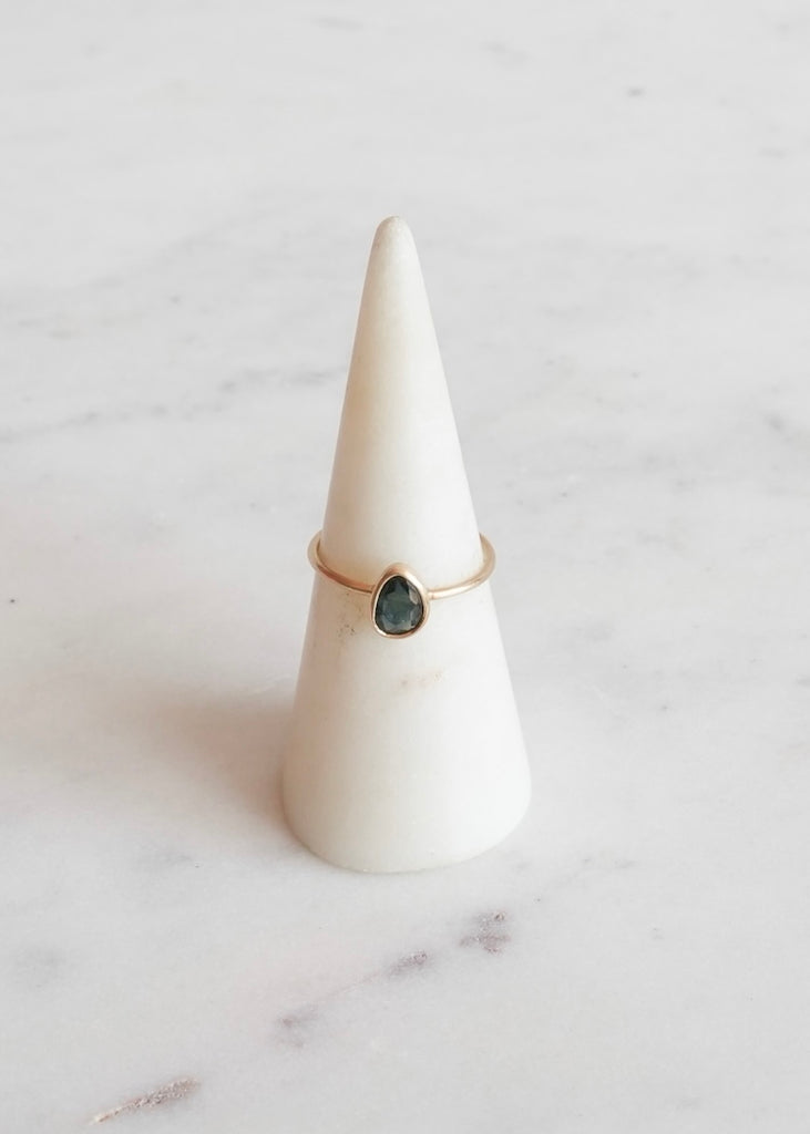 Margaret Solow | Blue Sapphire + 14kg Ring