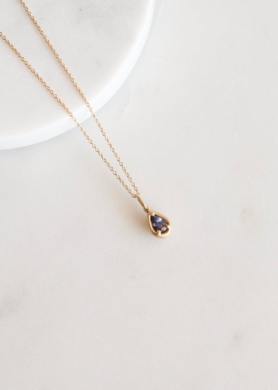 Marian Maurer | City Pendant | Teardrop Purple Sapphire | 18k