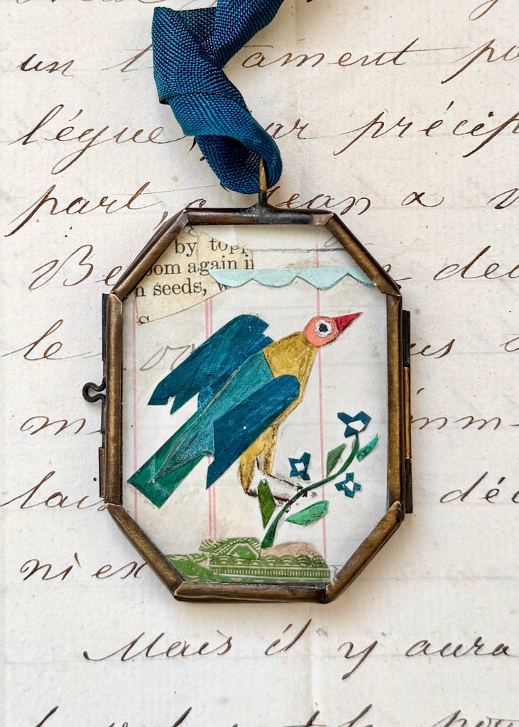 Maris Mirum | Cassis Folk Bird | Vintage Locket Ornament