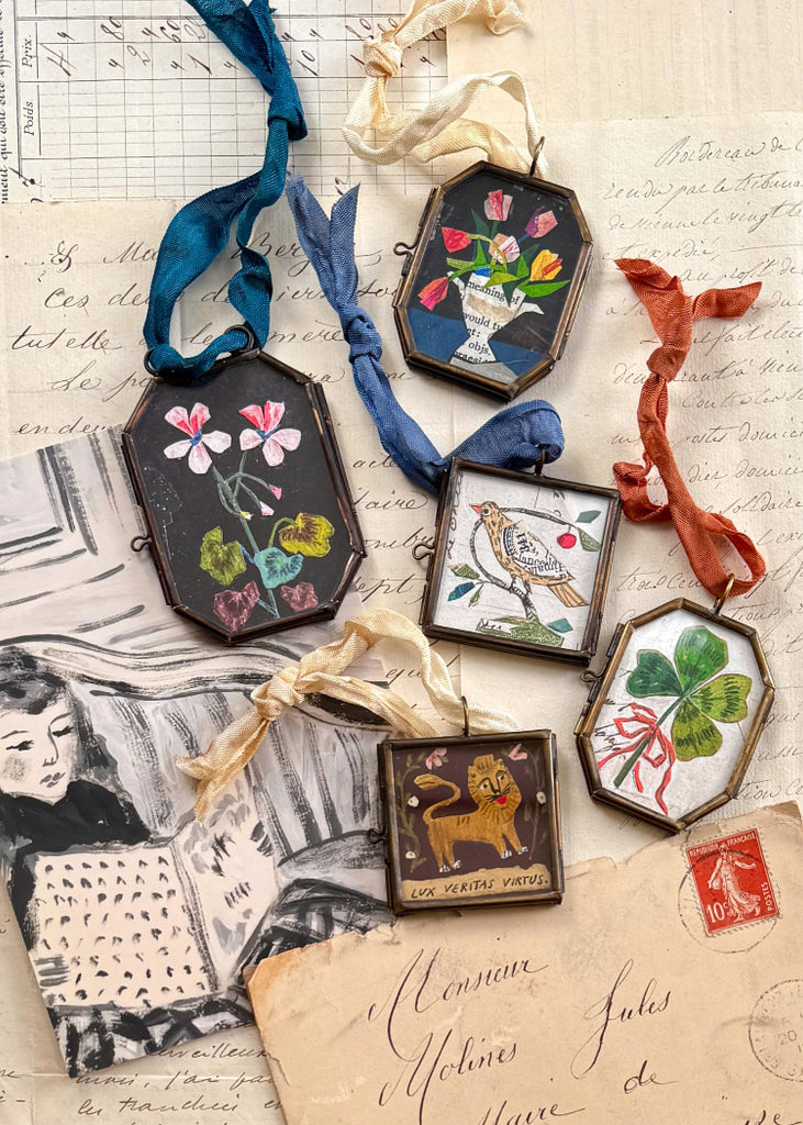 Maris Mirum | Cerise Folk Bird | Vintage Locket Ornament