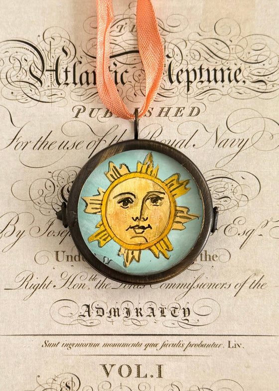 Maris Mirum | Clarus Sun | Vintage Locket Ornament