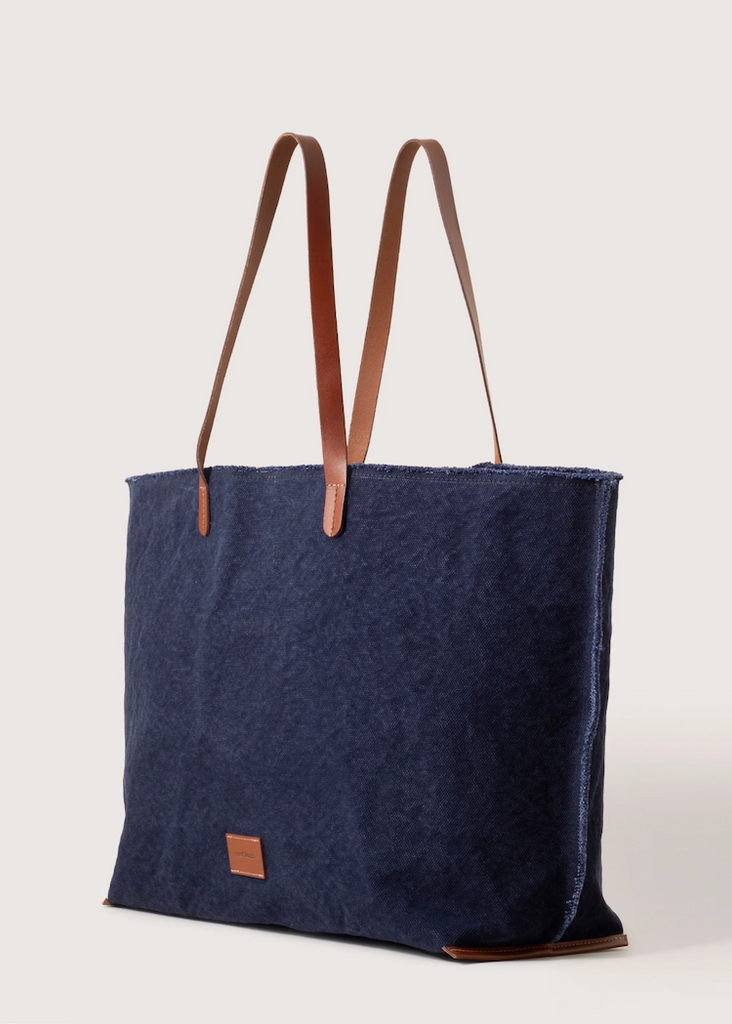 Midnight Hana Boat Bag