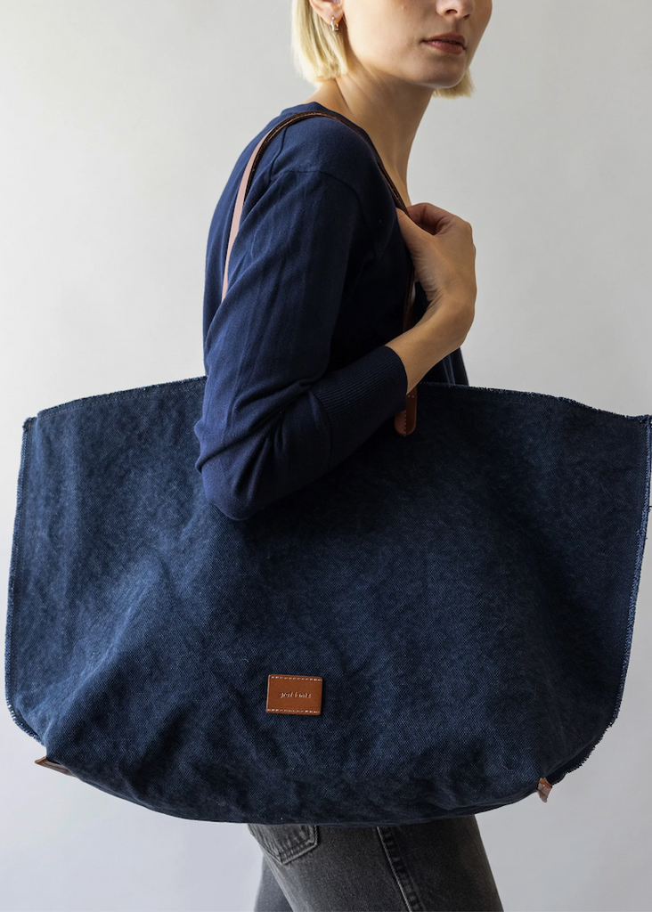 Midnight Hana Boat Bag