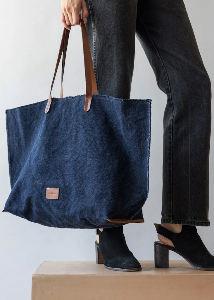 Midnight Hana Boat Bag