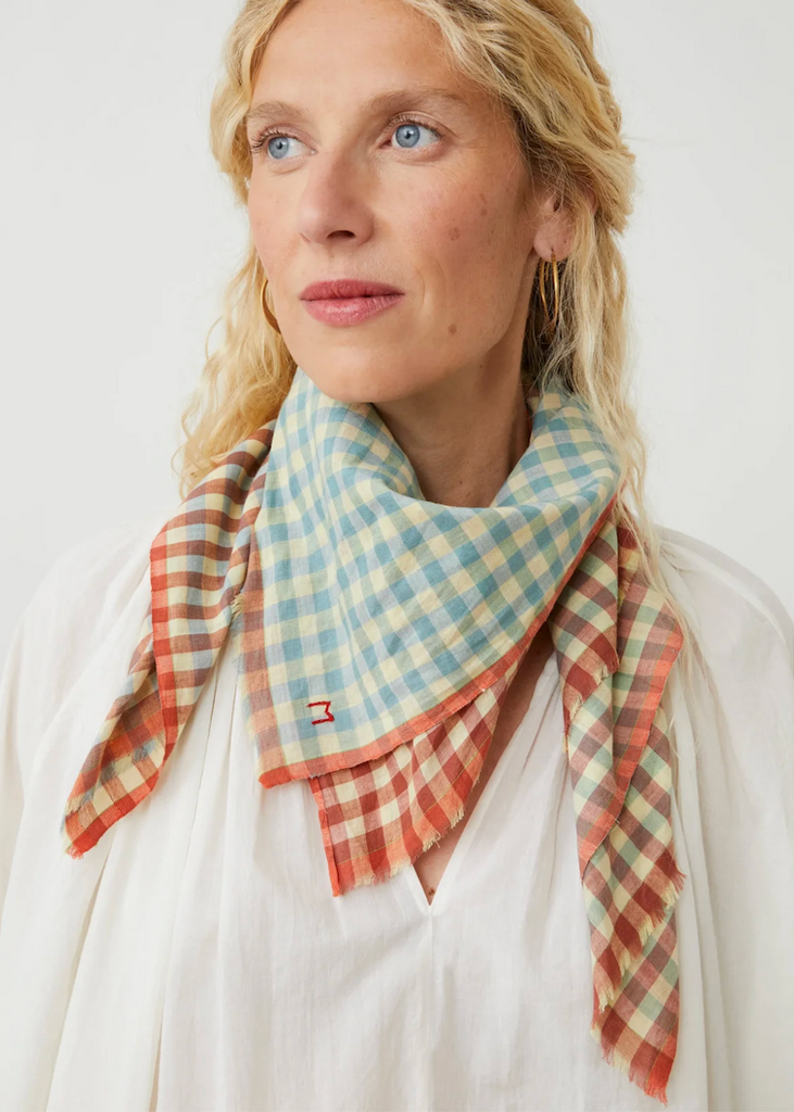 Moismont | Poem Foulard No 821 | Mineral