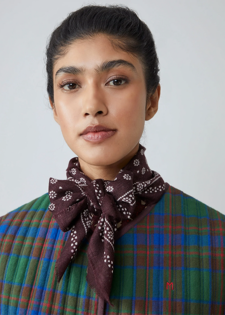 Moismont | Olaf Foulard No 676 | Fig