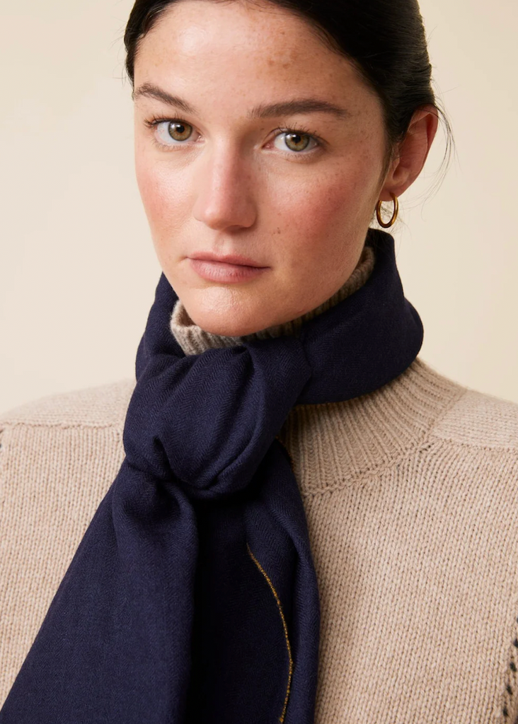 Navy Echarpe No 100 Scarf