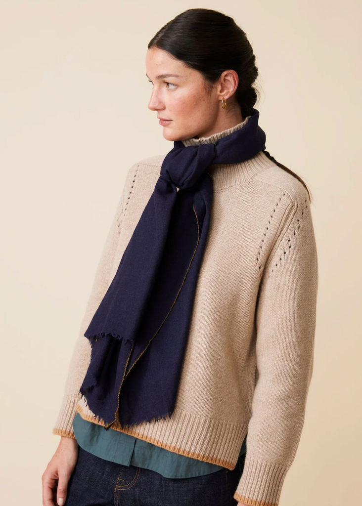 Navy Echarpe No 100 Scarf