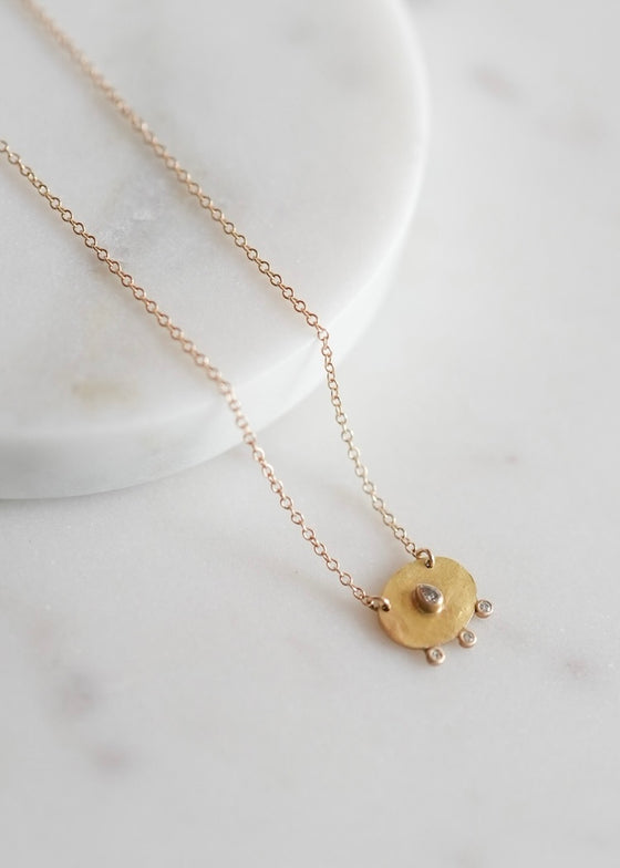 Nikki Nation | Oval Triple Diamond Necklace
