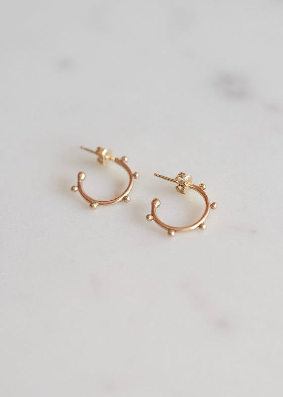 Nikki Nation | Round Dotted Hoops 14k