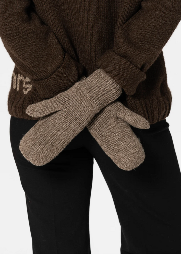 Dinadi | Yak Handknit Mittens | Oak Brown