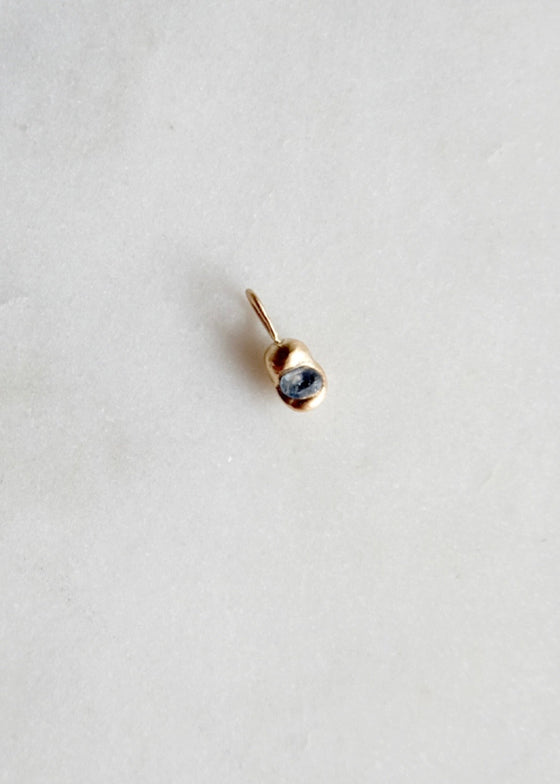 Occasionally Sweet | 14kg Nugget Charm | Blue Sapphire