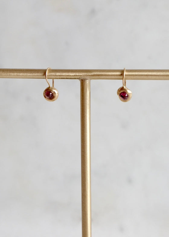 Occasionally Sweet | 14kg Petite Yui Pink Tourmaline Drop Earrings