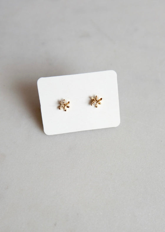 Occasionally Sweet | 14kg Starburst Stud Earrings