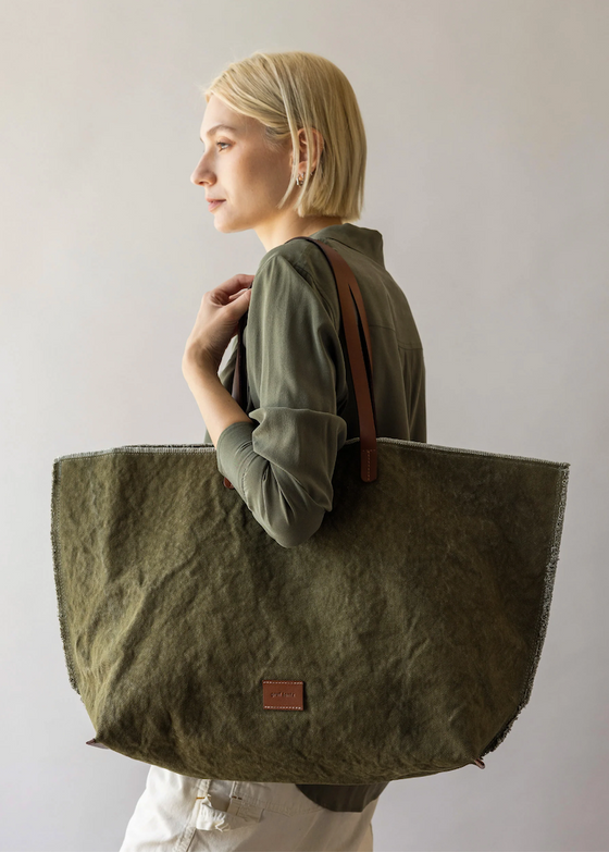 Olive Hana Boat Bag
