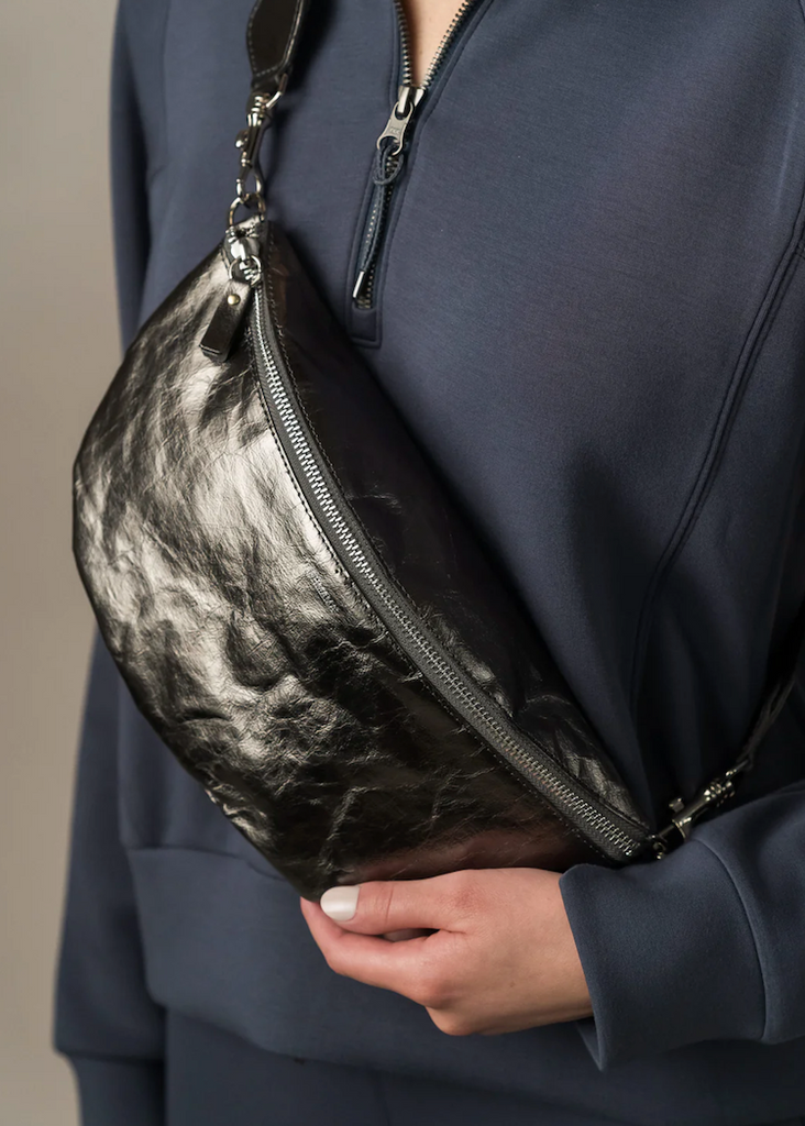 Uashmama | Sling Body Bag Peltro