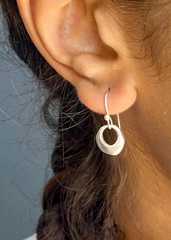 Philippa Roberts | Organic Ring Earrings Silver