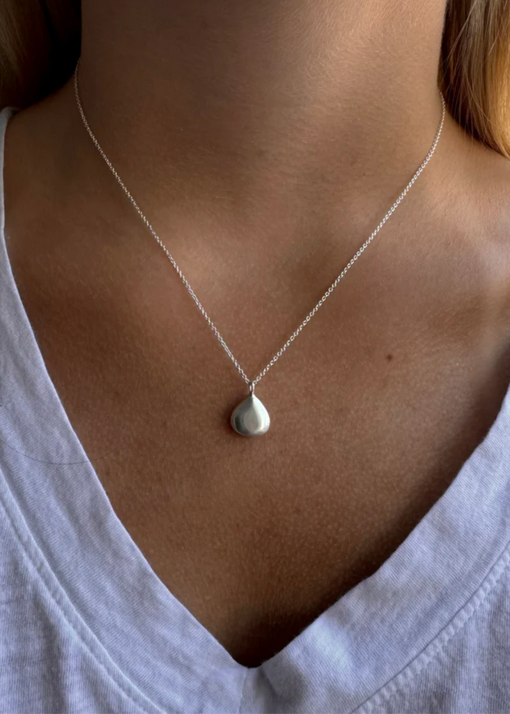 Philippa Roberts | Small Smooth Puffy Drop Necklace