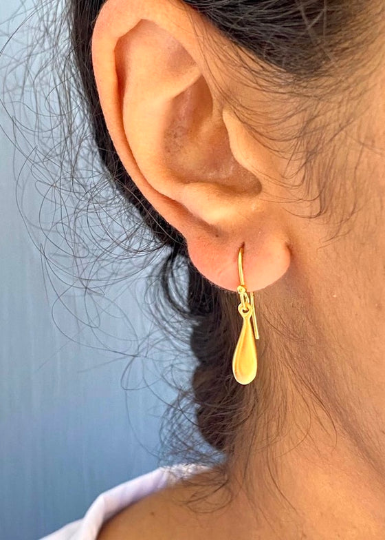 Philippa Roberts | Tiny Drop Earrings