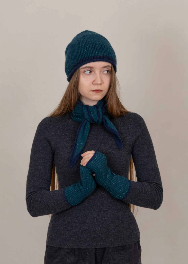 Oats + Rice | Austen Spindle-Shaped Knitted Cashmere Scarf | Pine