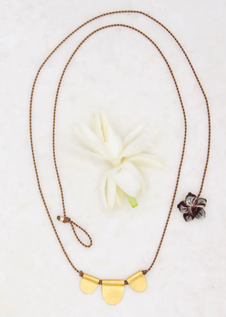 River Song | 14 Karat Gold Scallop Talisman Necklace