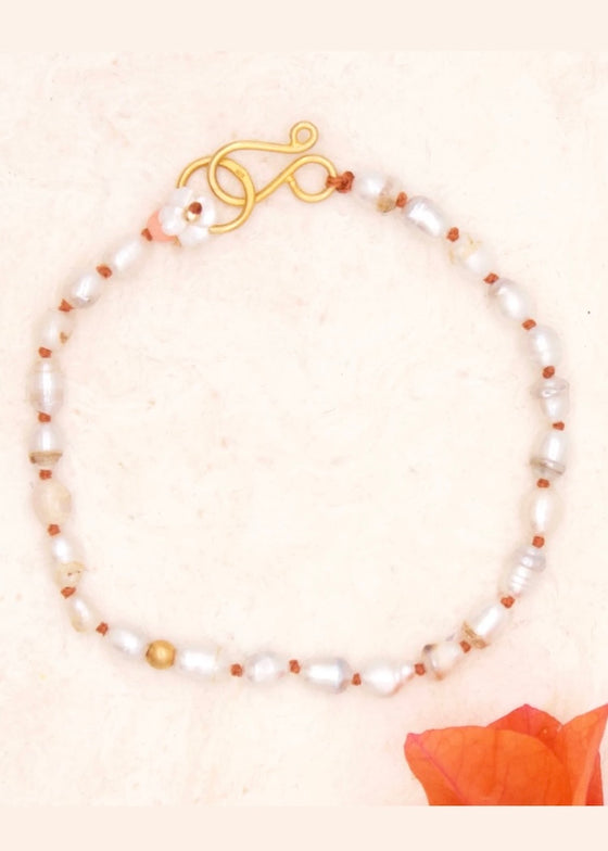 River Song | Antique Rice Pearl Bracelet