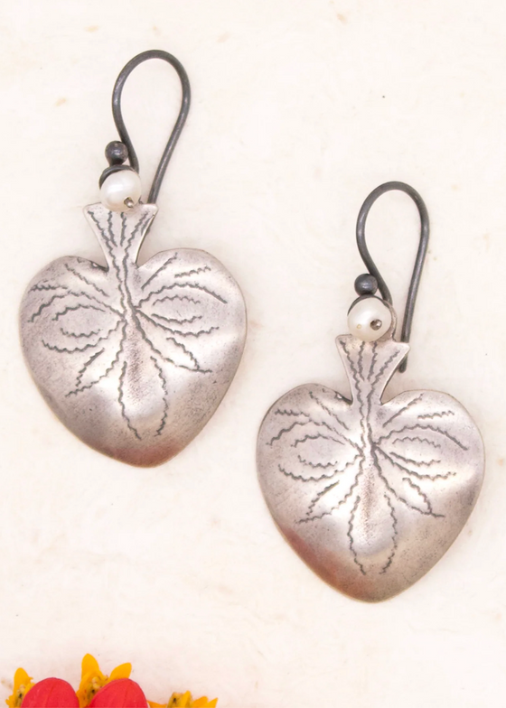 River Song | Etched Silver Heart Milagro Earrings