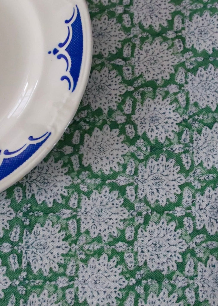 Rozablue | Floral Tablecover in Breezy Green