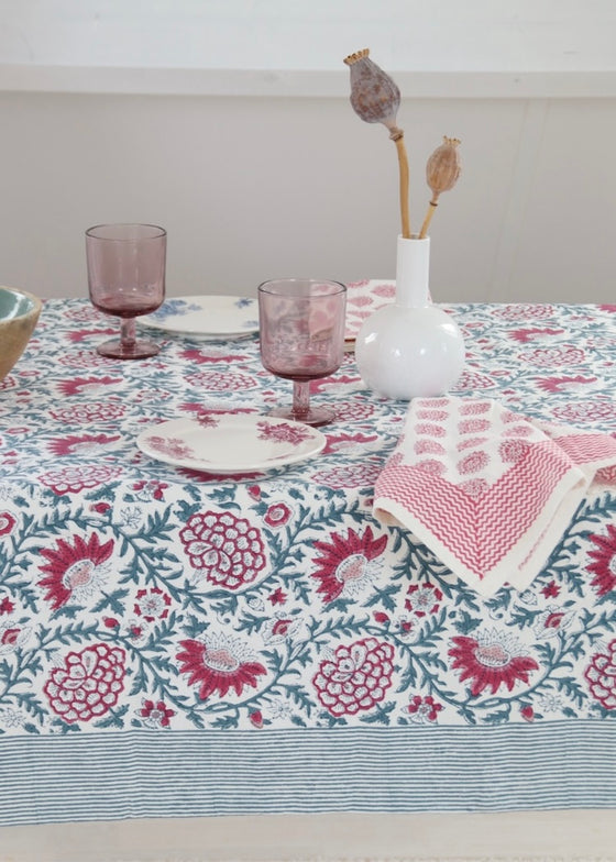 Rozablue | Floral Tablecover in Sunny Day Cherry