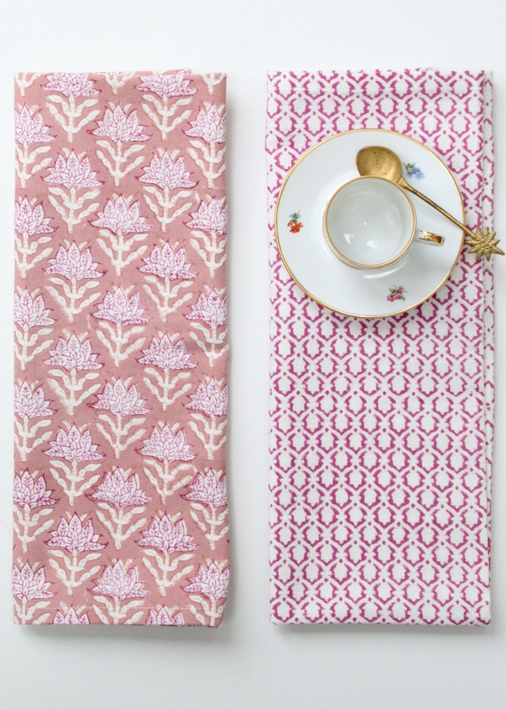 Rozablue | Kitchen Towel | Little Crown Pink