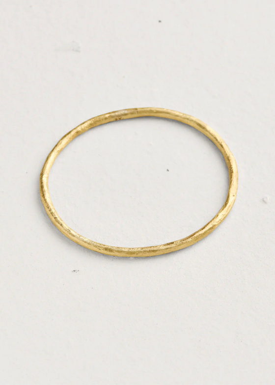 Sailors Valentine | Weathered Oval Thick Bangle