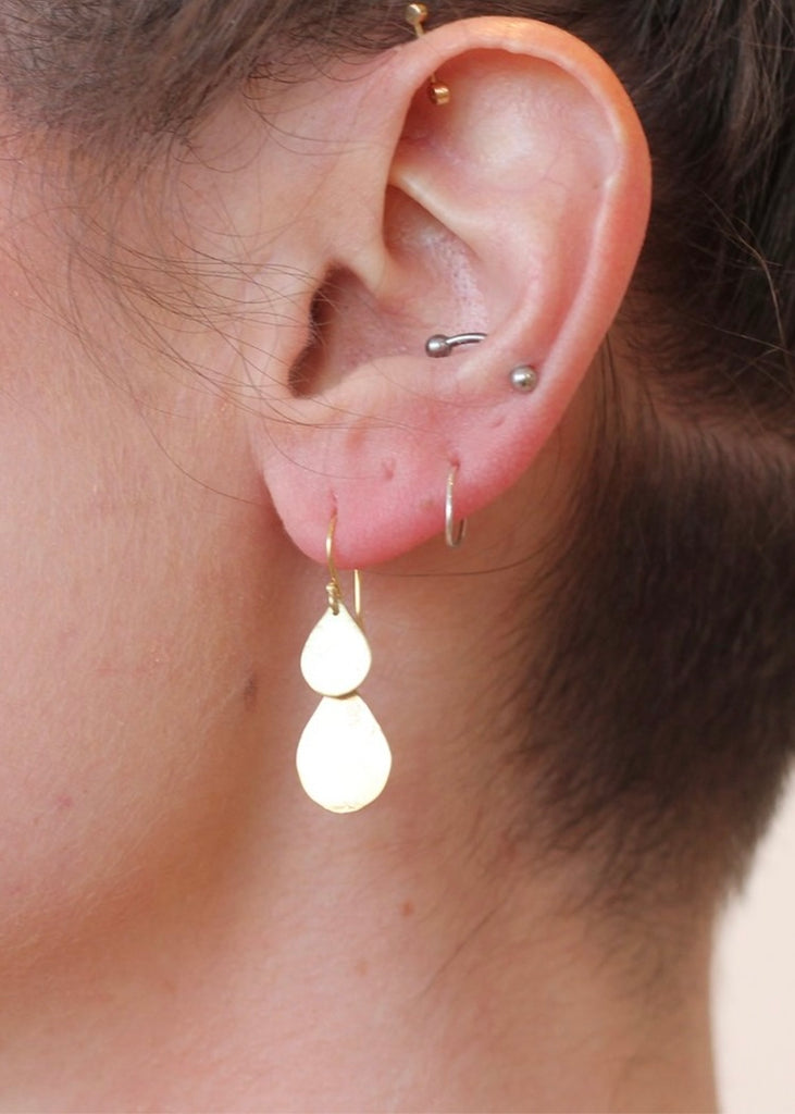 Sarah McGuire | Parchment Teardrop Waterfall Earrings 18kg